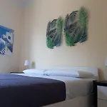 Casa Umberto Bed and Breakfast Σαλέρνο